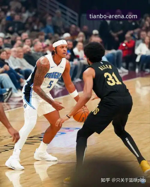 一场对攻盛宴的深度评测：从骑士魔术之战看现代篮球的攻防博弈